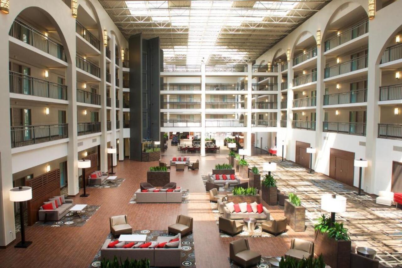 Embassy Suites By Hilton Detroit - Livonia/Novi Luaran gambar