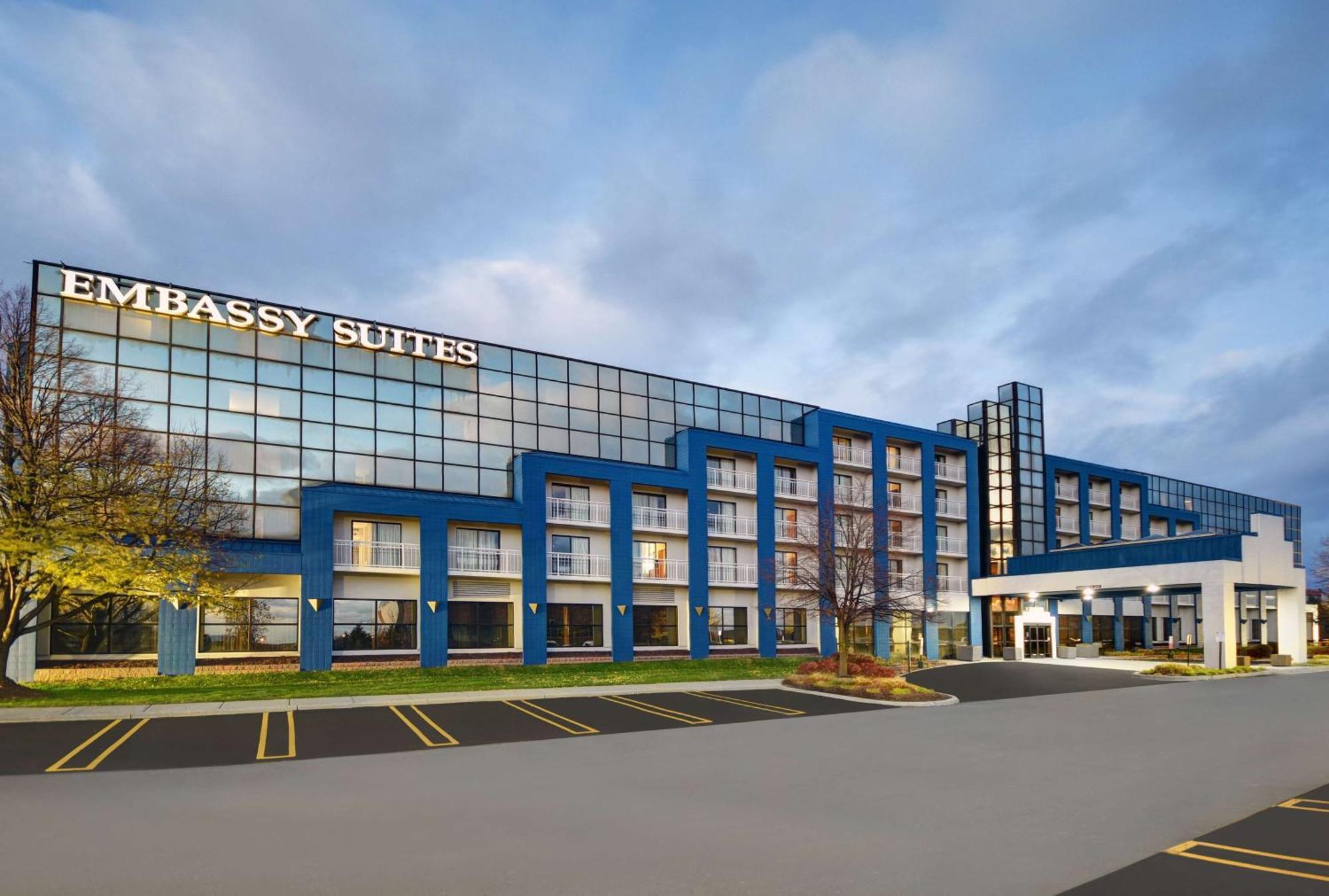 Embassy Suites By Hilton Detroit - Livonia/Novi Luaran gambar