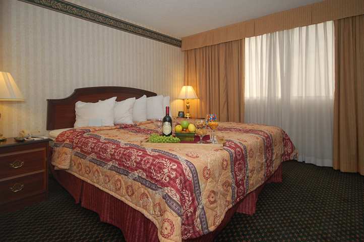 Embassy Suites By Hilton Detroit - Livonia/Novi Luaran gambar