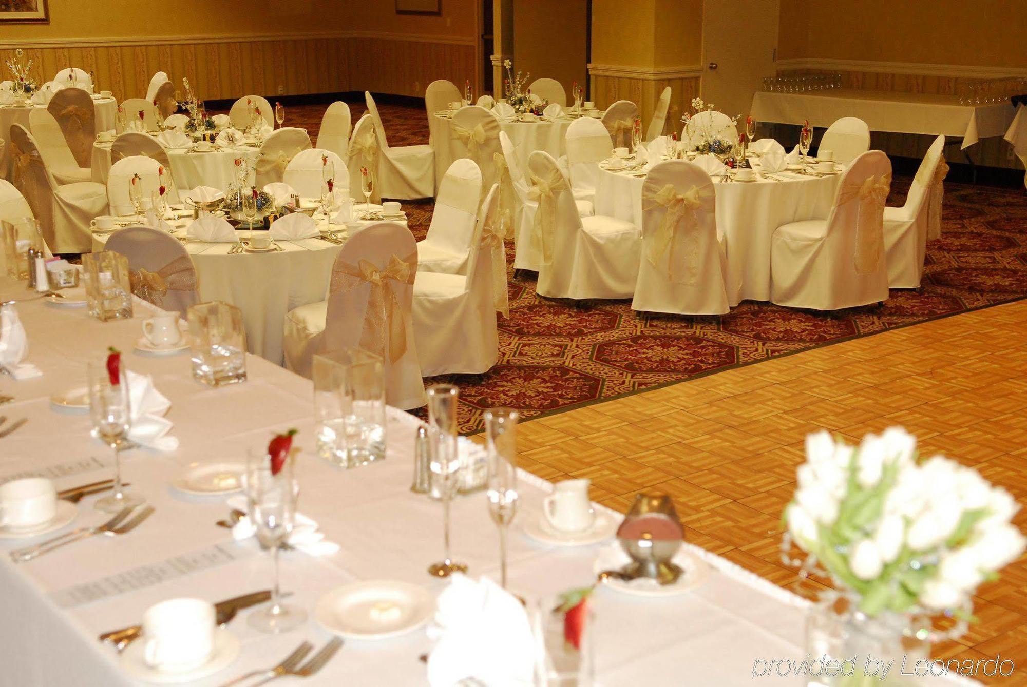 Embassy Suites By Hilton Detroit - Livonia/Novi Luaran gambar